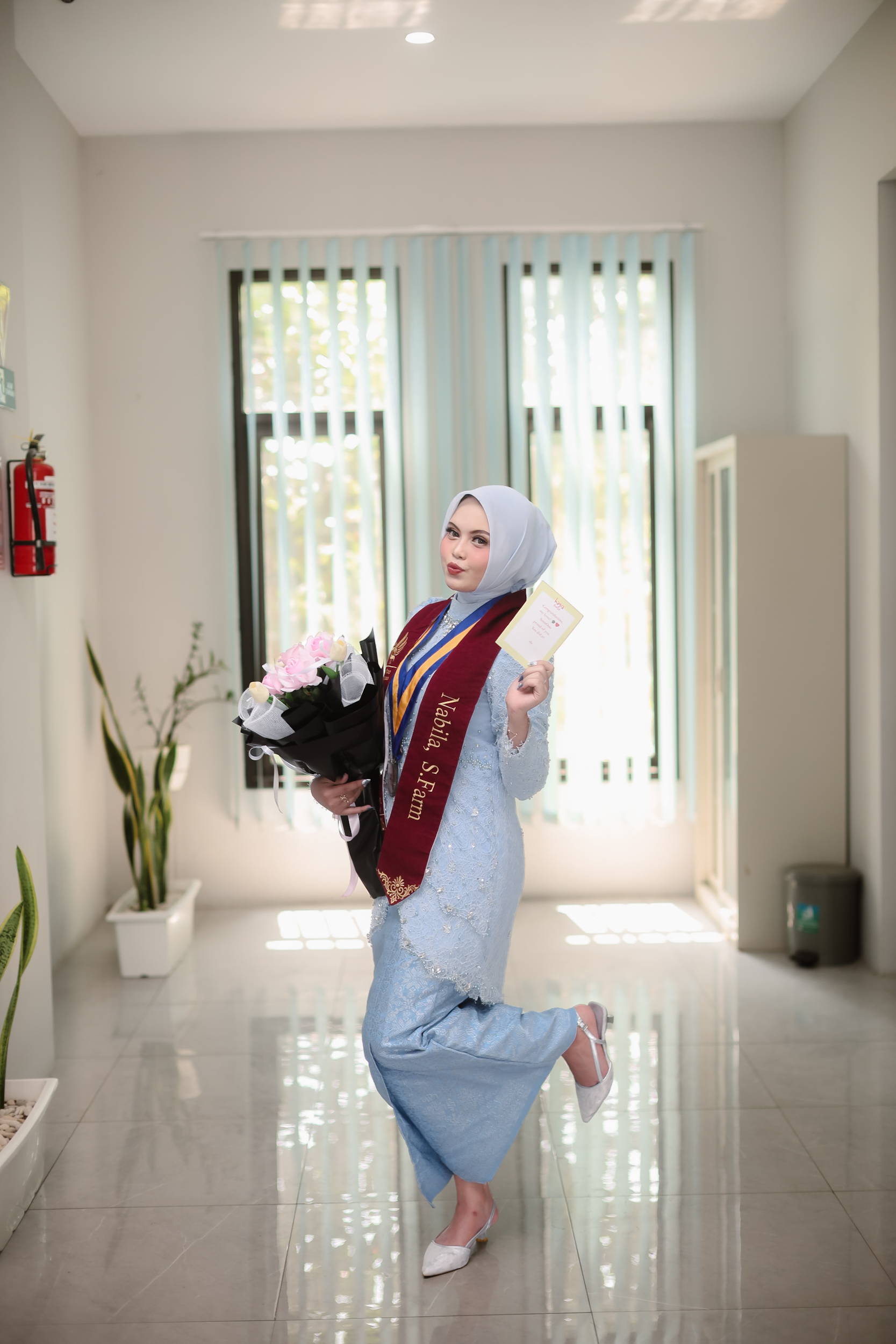 Wisuda 05
